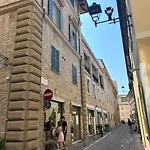 Montevecchio 56 Апартаменты Фано