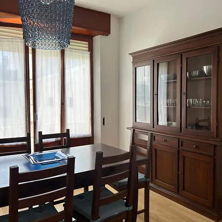 Montevecchio 56 * ファーノ