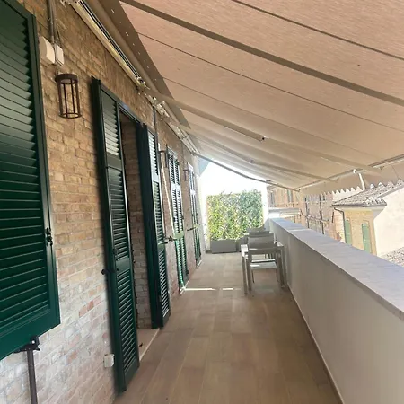 Montevecchio 56 アパート *