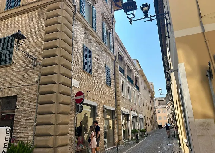 Montevecchio 56 Apartamento Fano